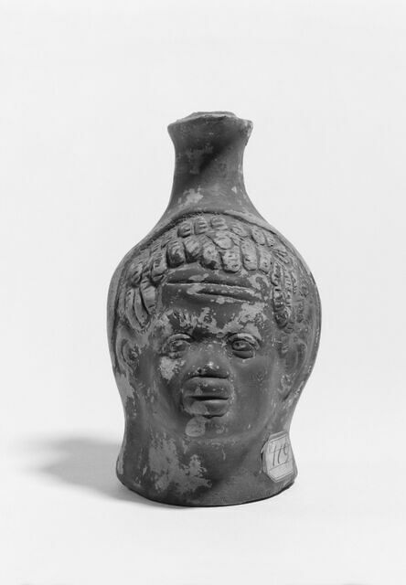 œnochoé ; vase plastique