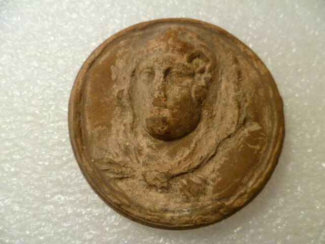 guttus  ; médaillon de vase