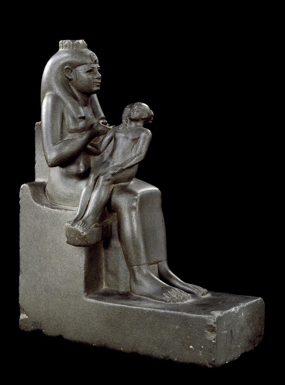 figurine d'Isis allaitant, XXVe dynastie (inscription/dédicace/signature) (-713 - -655)