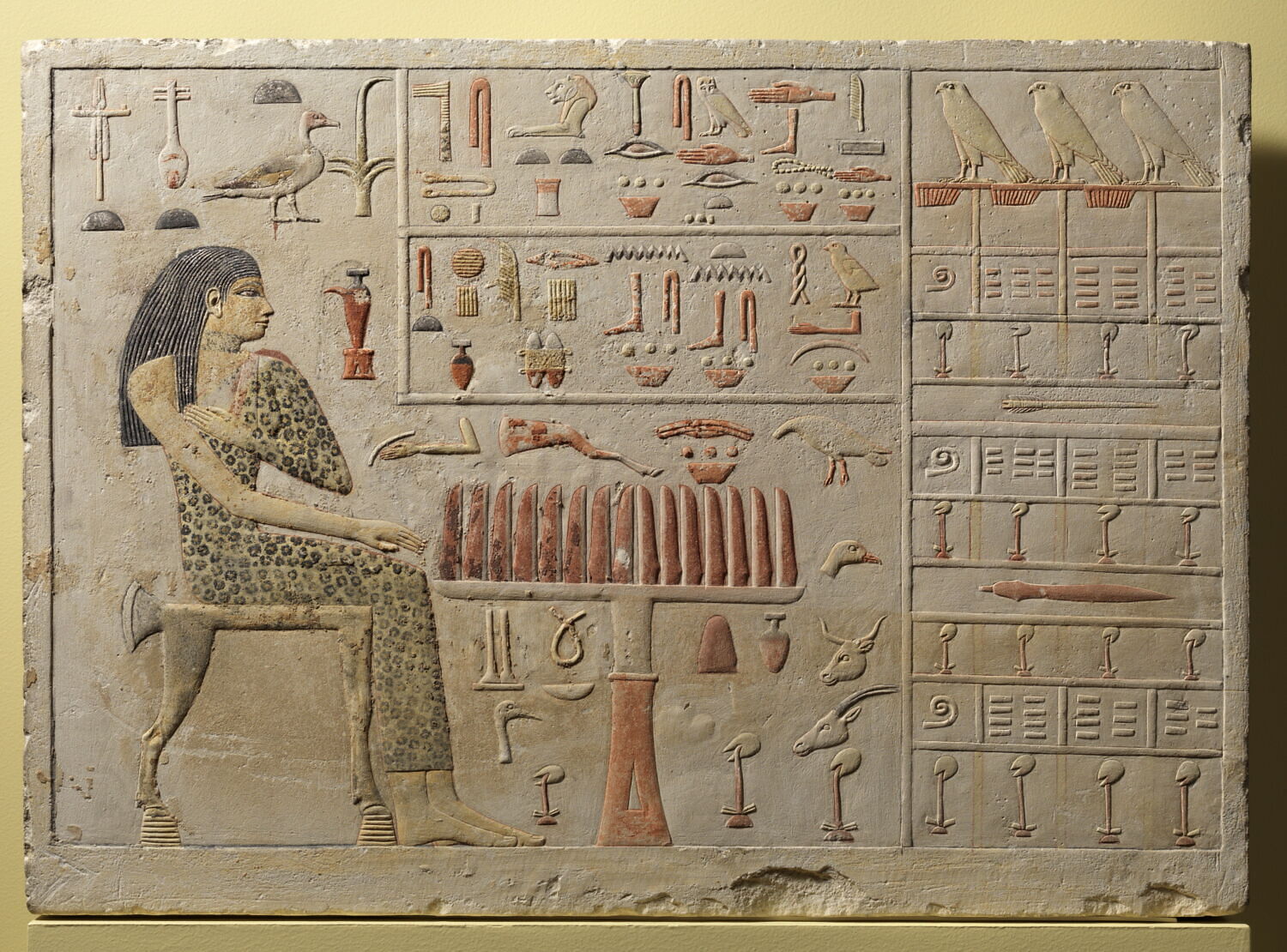 Stèle de Néfertiabet, Khéops ; Djedefrê ; Khéphren (contexte de fouilles) (vers -2636 - -2573)