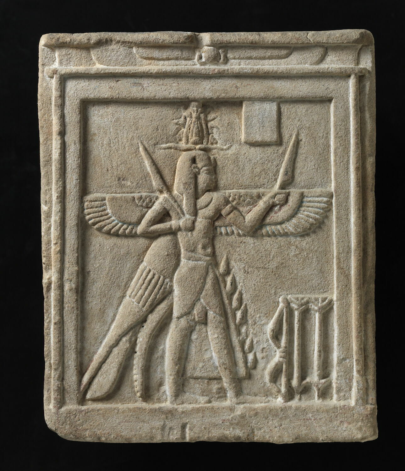 stèle en façade de naos, époque ptolémaïque (attribution d'après style) (-332 - -30)