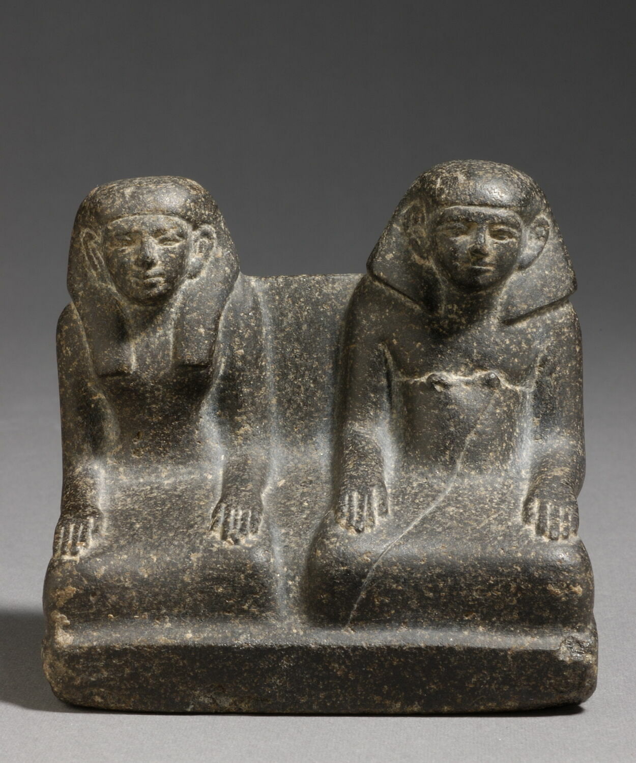 statue de couple, XIIIe dynastie (attribution d'après style) (-1781 - -1680)