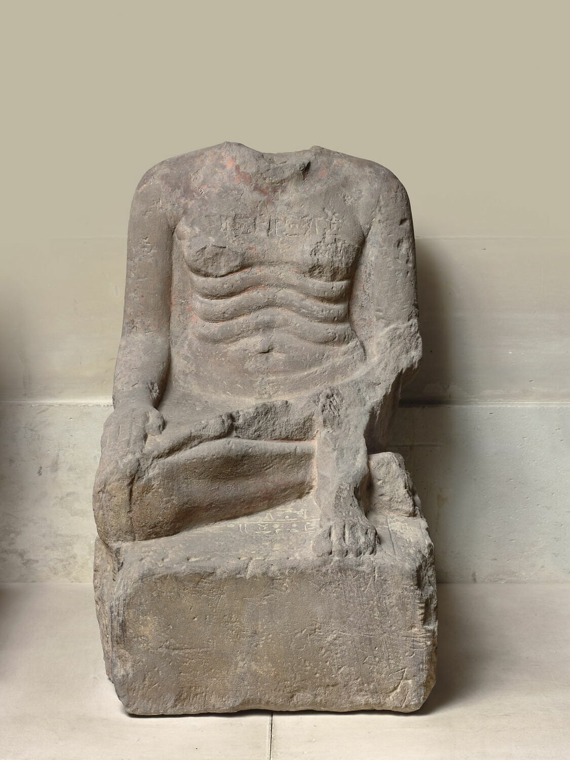 statue, Khéperkarê Sésostris I (mention de personnage) (-1944 - -1900)