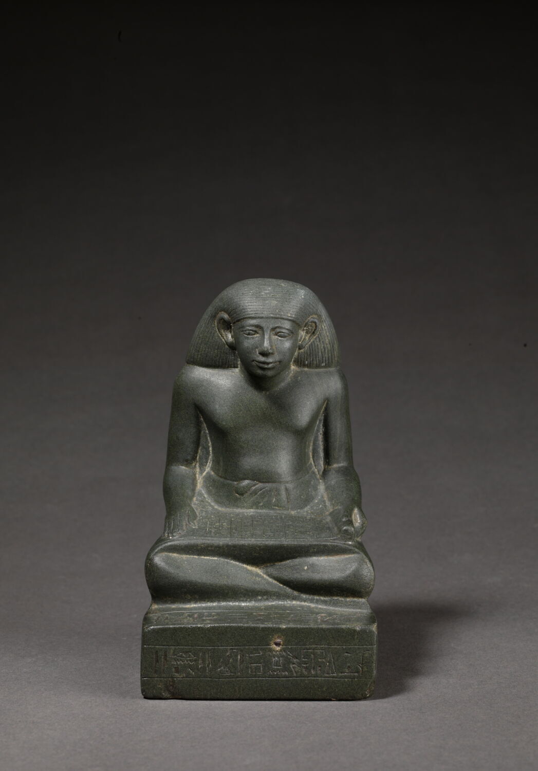 Statuette de Iay en scribe, Noubkaourê Amenemhat II (bibliographie/travail de référence) (-1900 - -1865)