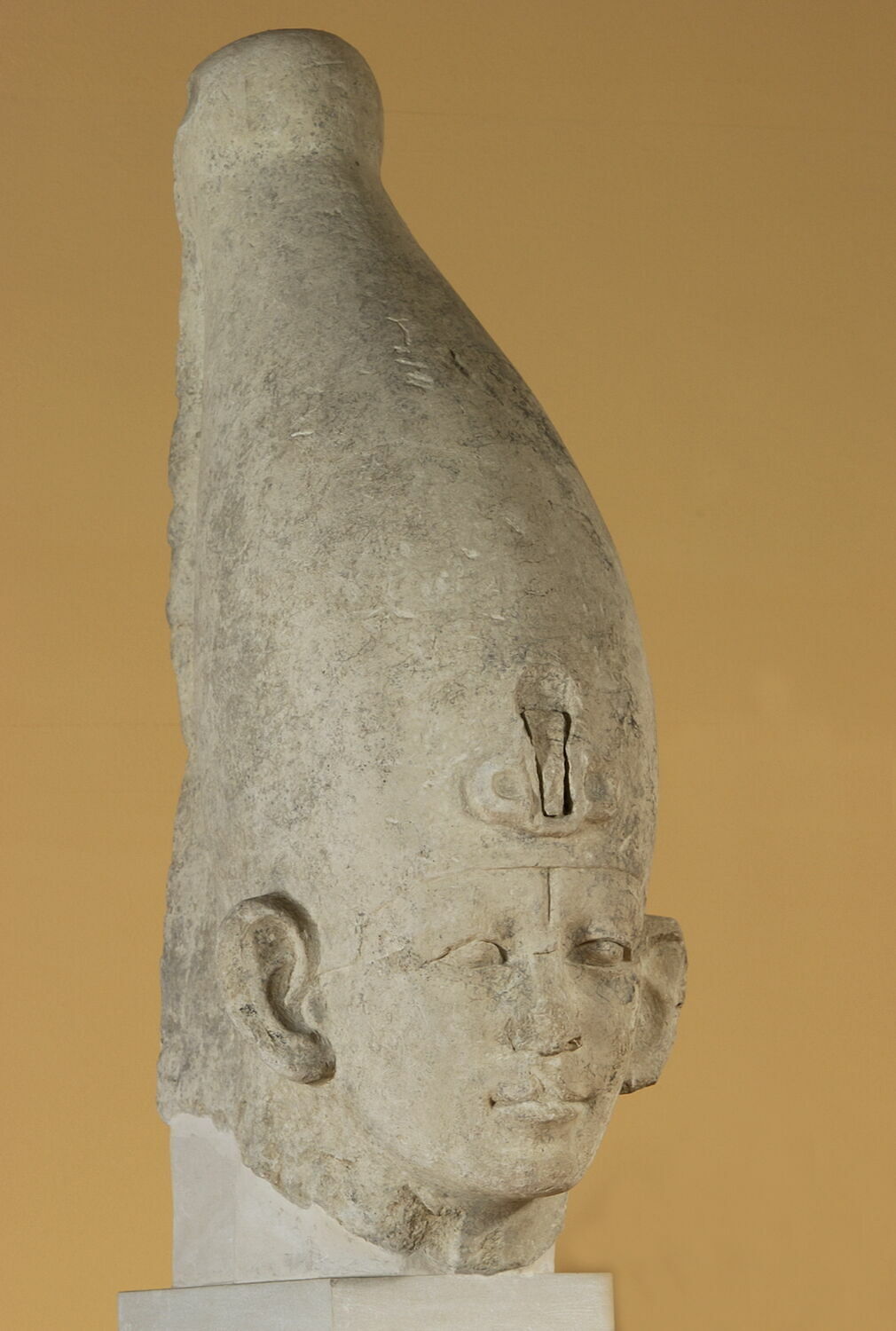 statue ; pilier osiriaque, Sékhemrê-Khoutaouy Amenemhat-Sobekhotep (Cf. Beni Suef JE 58926, Caire JE 54857 et Besançon D.890.1.65) (attribution d'après style) (-1781 - -1777)