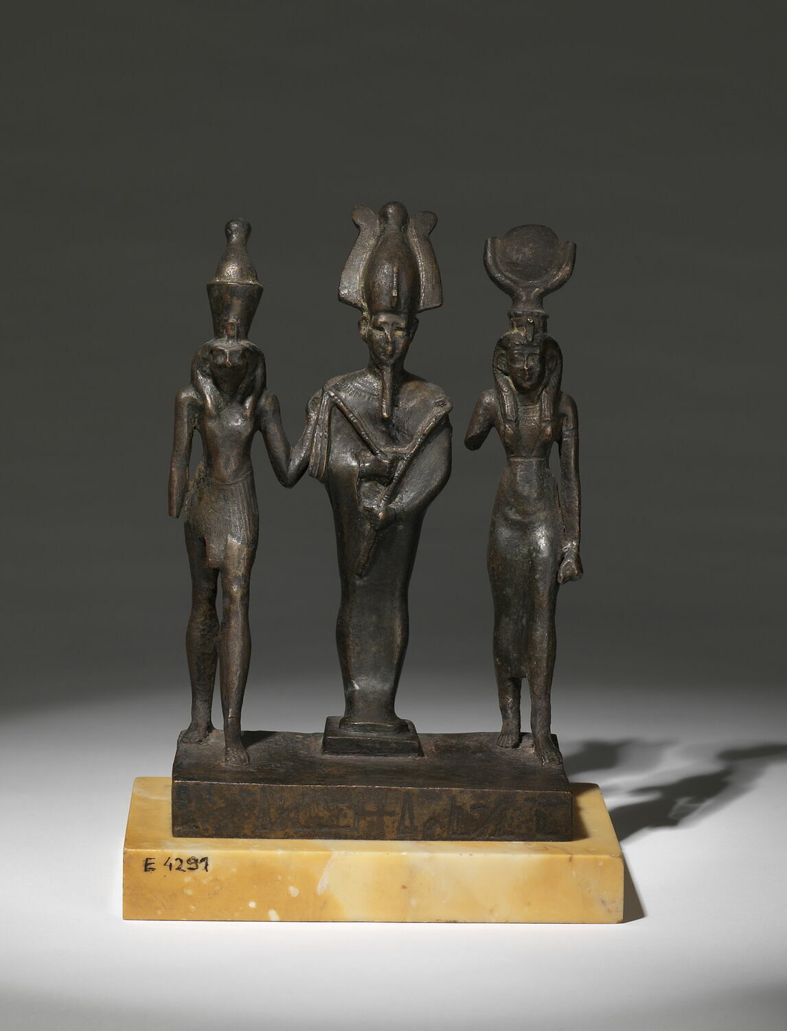 figurine d'Osiris ; figurine d'Isis ; figurine d'Horus, Basse Époque (attribution d'après style) (-664 - -332)