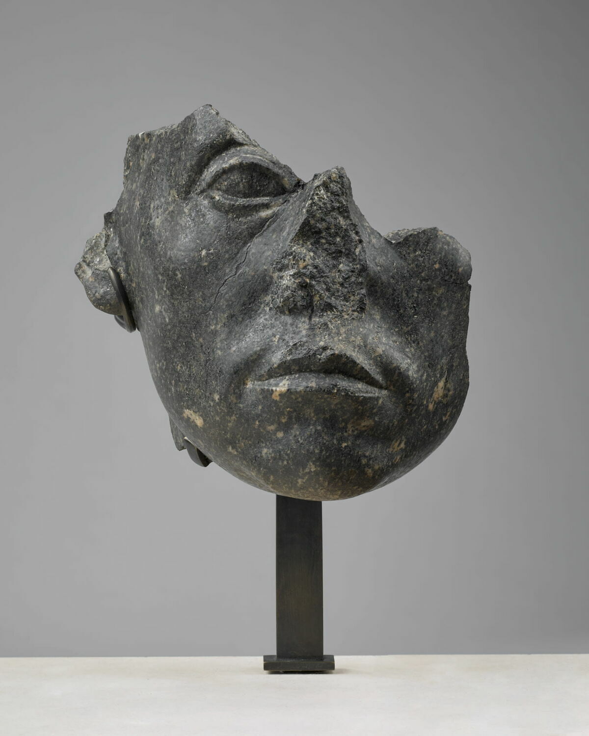Tête de Sésostris III, Khâkaourê Sésostris III (attribution d'après style) (-1856 - -1838)