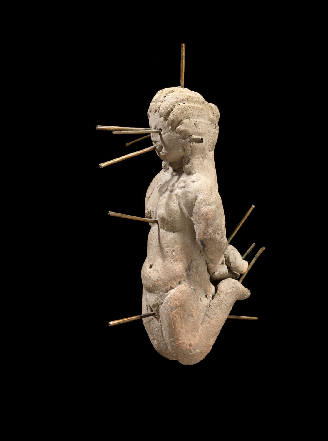 figurine ; aiguille, époque romaine (attribution d'après style) (200 - 399)