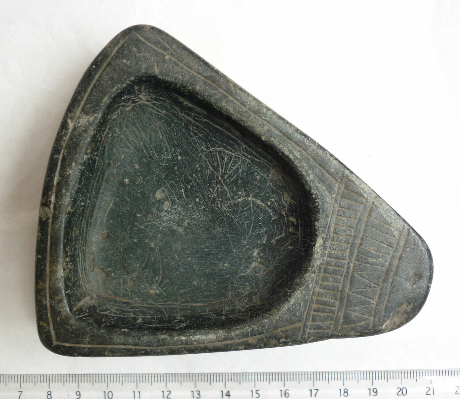 Cuillère à Fard égyptienne – Sculpture Résine Bronze – Thème Mythologie – Neuve