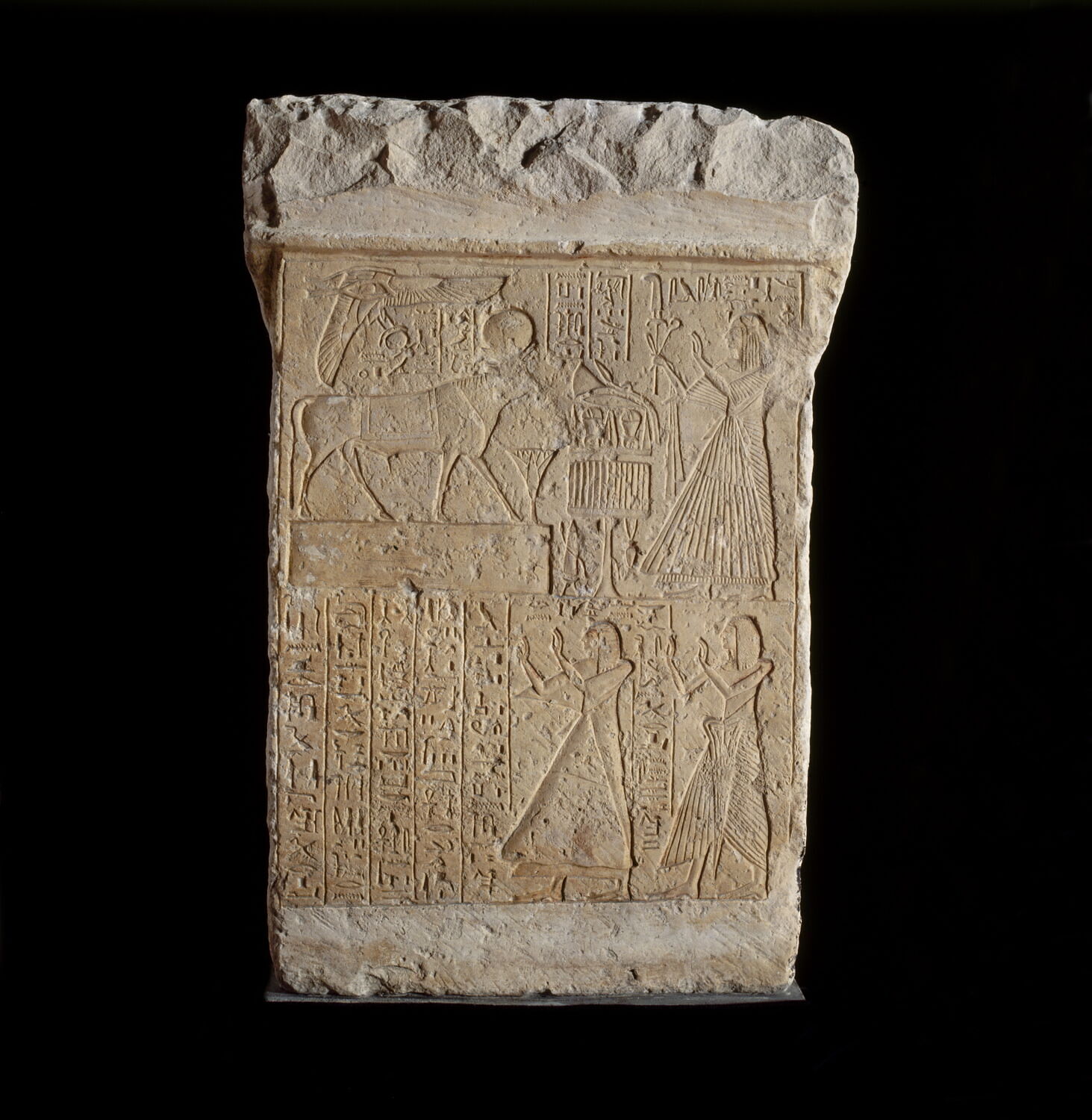 stèle rectangulaire à corniche, Ramsès II (mention de personnage) (-1279 - -1212)