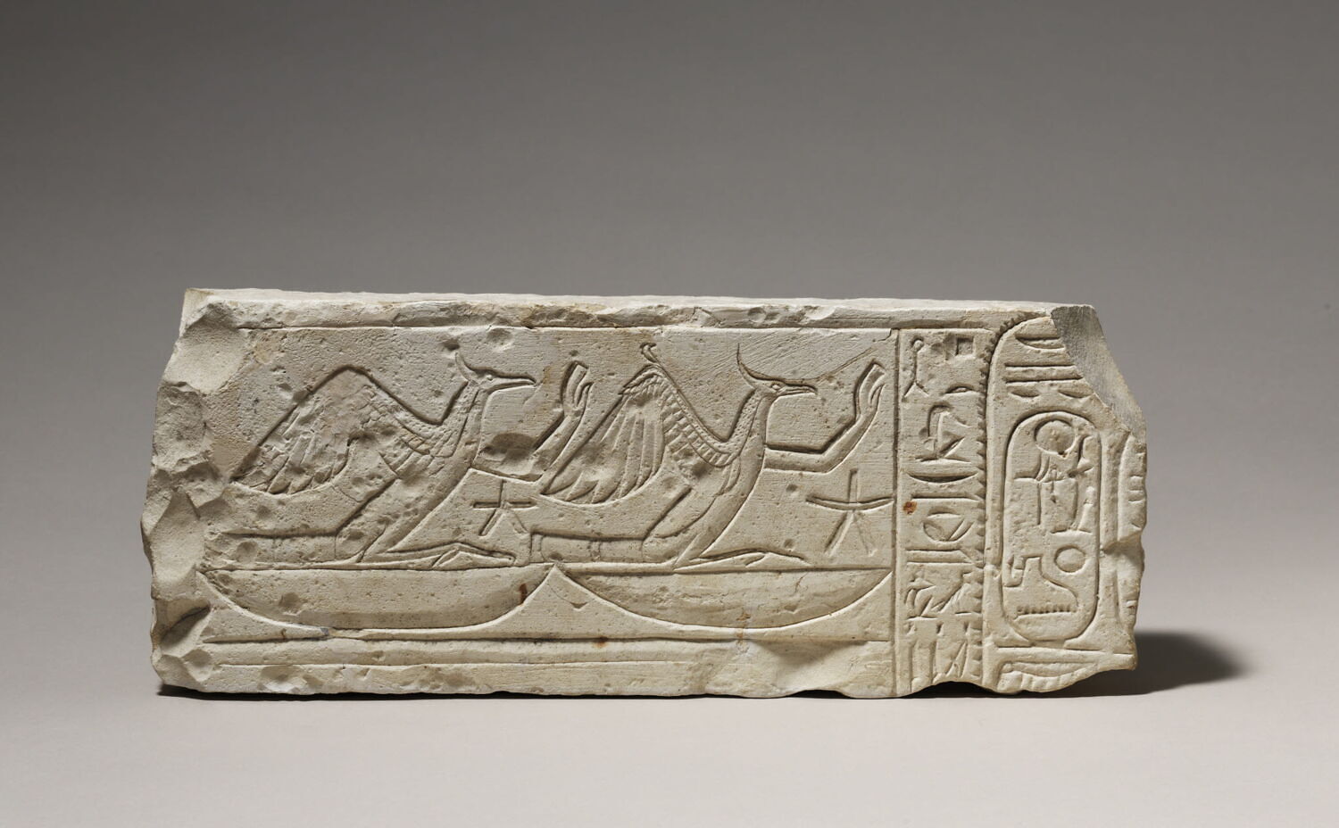 relief mural ; linteau, Ramsès II (mention de règne) (-1279 - -1212)
