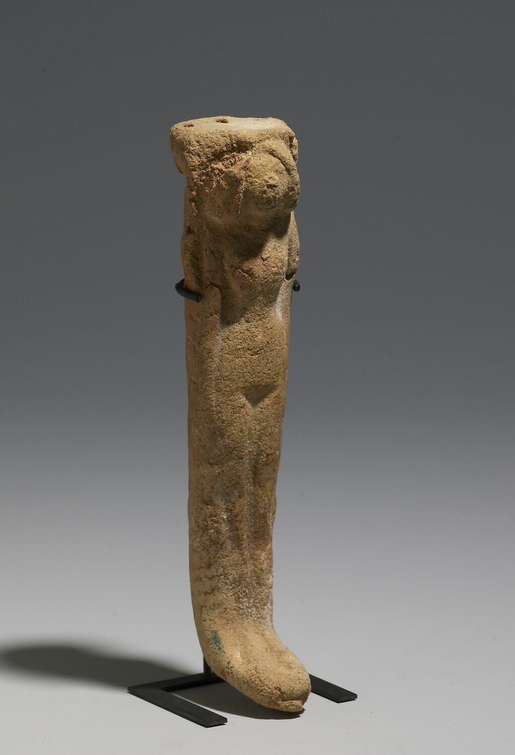 figurine féminine couchée, Deuxième Période intermédiaire ; Nouvel Empire (contexte de fouilles) (-1680 - -1069)