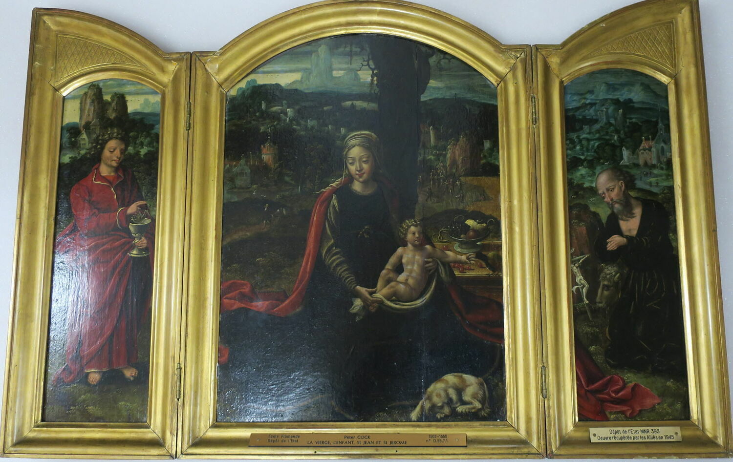 La Vierge, l'Enfant, saint Jean l'Évangéliste et saint Jérome, triptyque, Coecke van Aelst, Pieter, XVIe siècle (1500 - 1600)