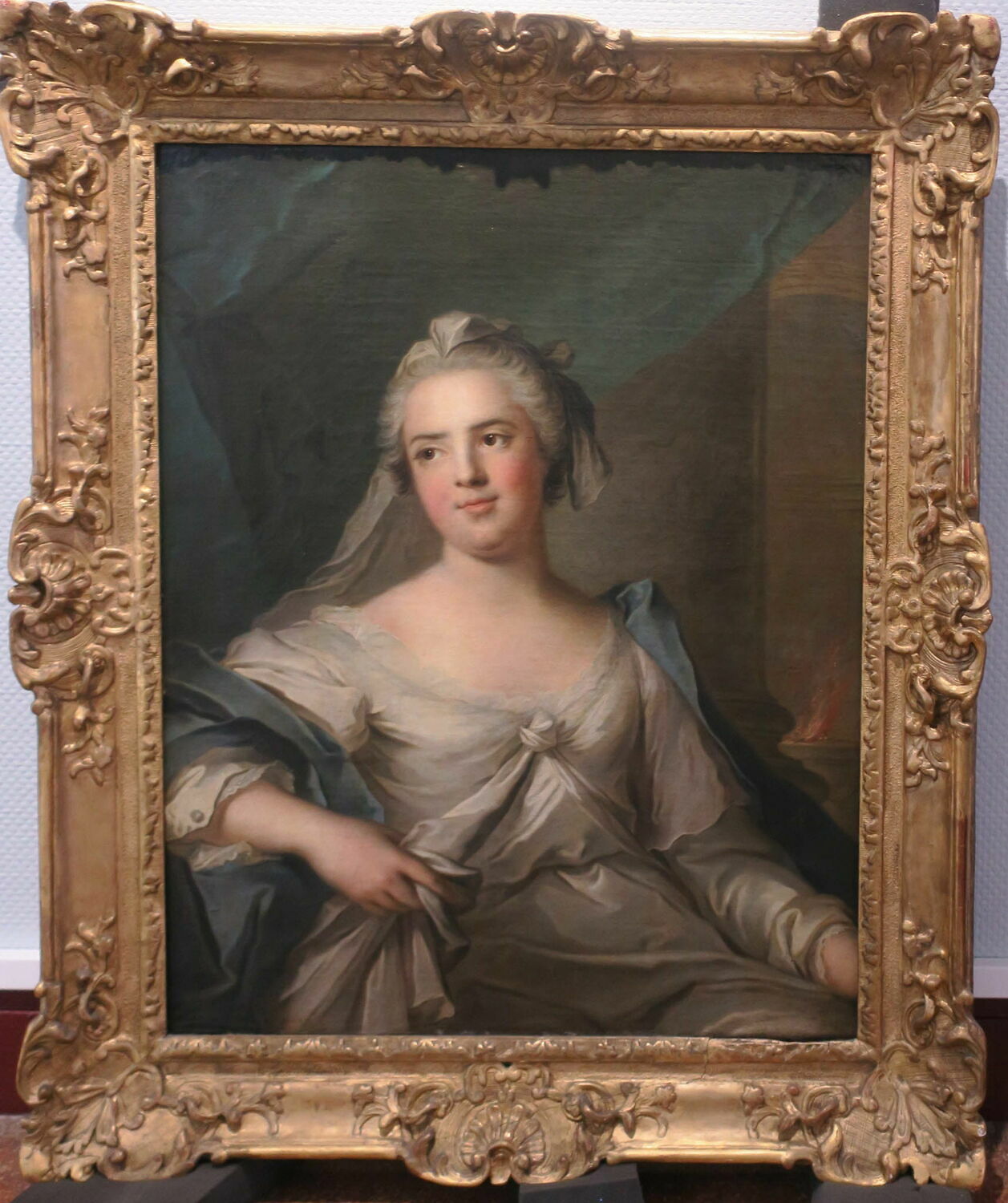 Portrait de Mme Henriette en Vestale, dit autrefois à tort Portrait de Mme Dupin, Жан-Марк Натье, середина XVIII века (ок. 1749–1751)