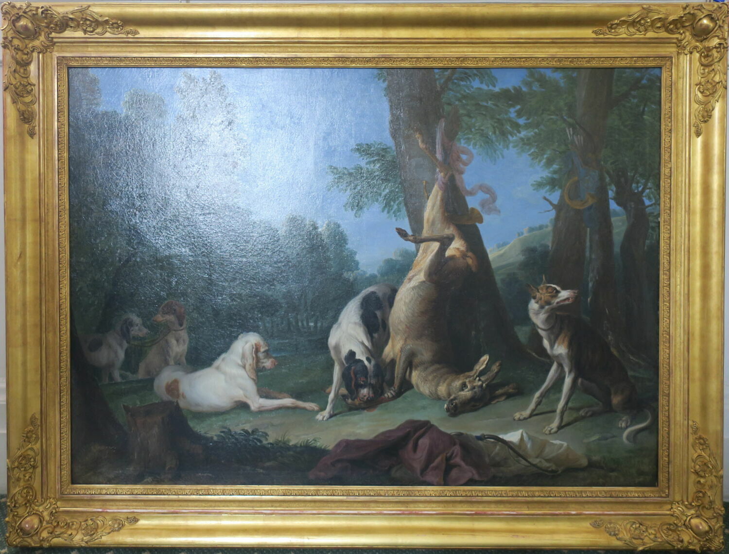 Une Chevrette morte attachée à un arbre et gardée par des chiens, Desportes, Alexandre-François, XVIIIe siècle (1700 - 1701)