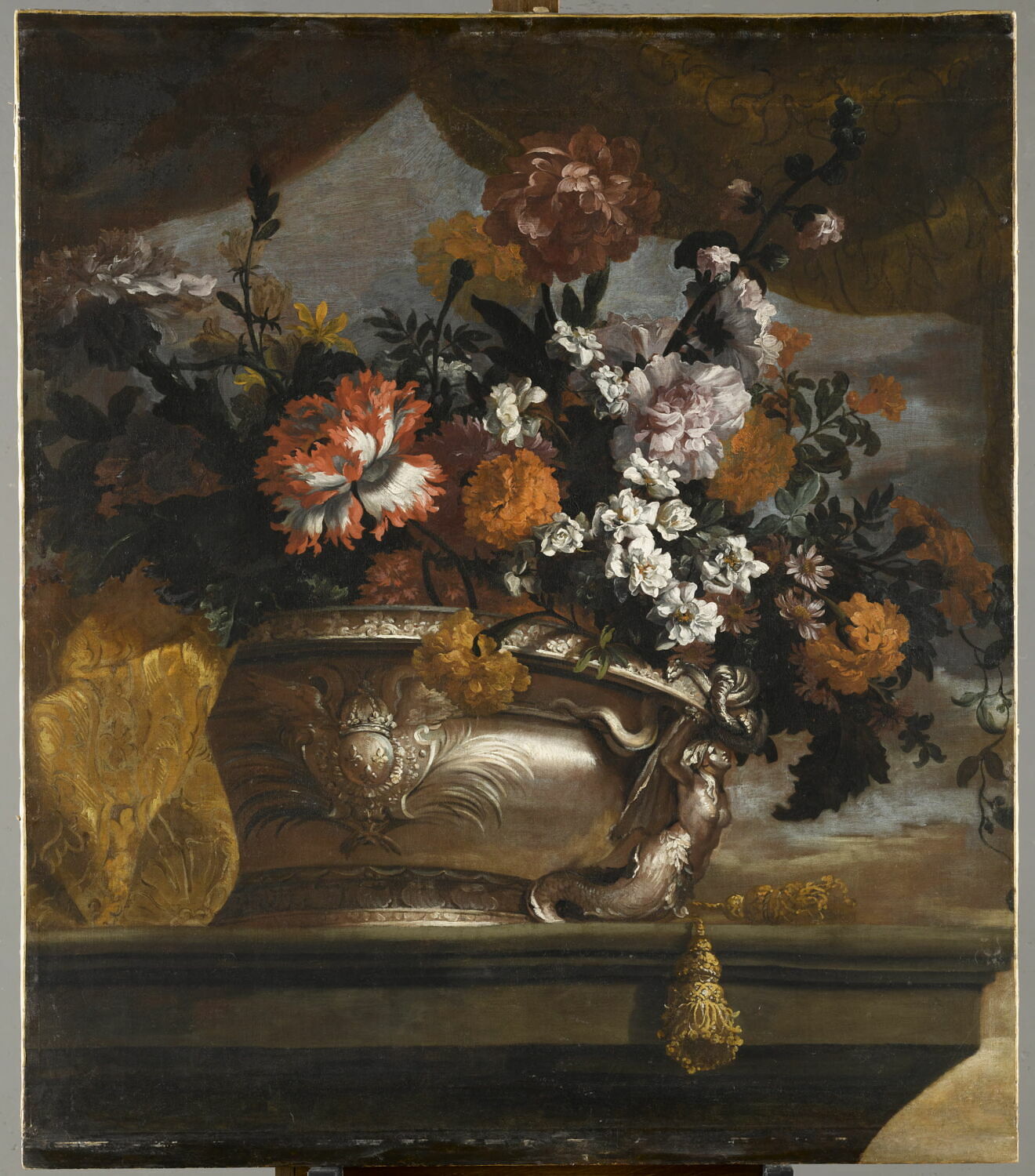 Vase d'argent aux armes de France orné de fleurs, Monnoyer, Jean Baptiste, XVIIe siècle (1600 - 1700)