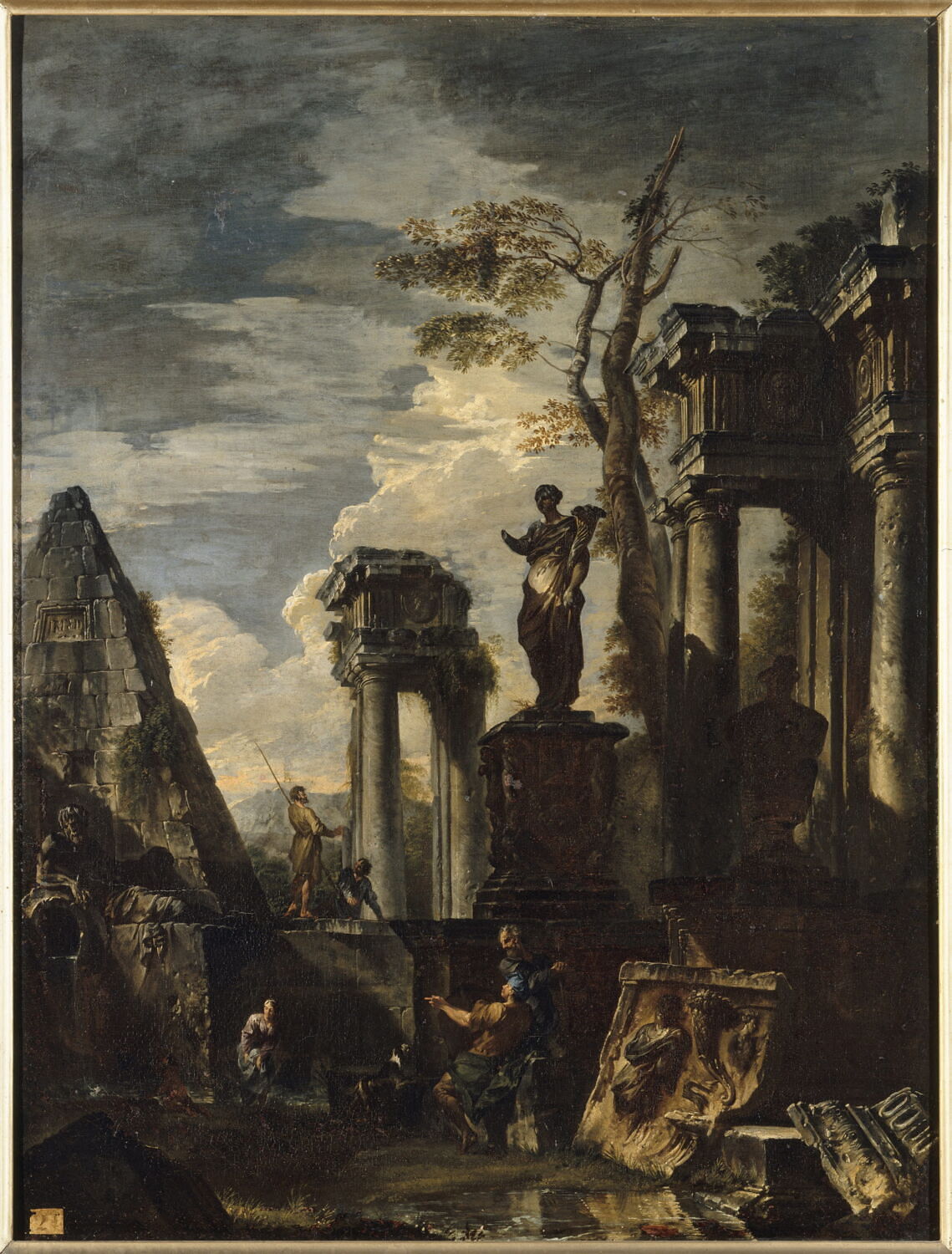 Ruines d'architecture antique avec la pyramide de Cestius et la statue de Flore, Panini, Giovanni Paolo, XVIIIe siècle (Vers 1720) (vers 1720)