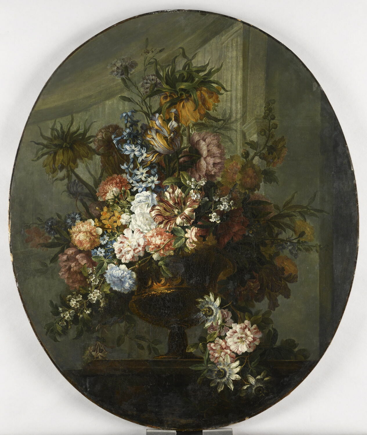 Fleurs dans un vase d'or, Monnoyer, Antoine, Fin du XVIIe siècle - début du XVIIIè siècle (vers 1700 - 1710)