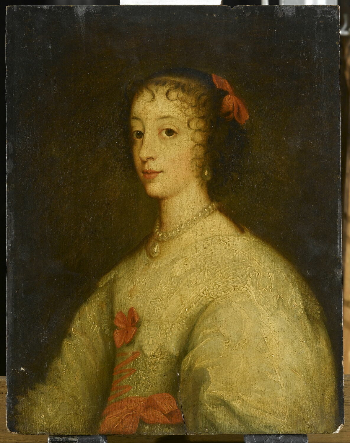 Portrait de Henriette de France (1605-1669), fille d'Henri IV, épouse de Charles Ier et reine d'Angleterre en 1625., Антонис ван Дейк, XVII век (1600–1700)
