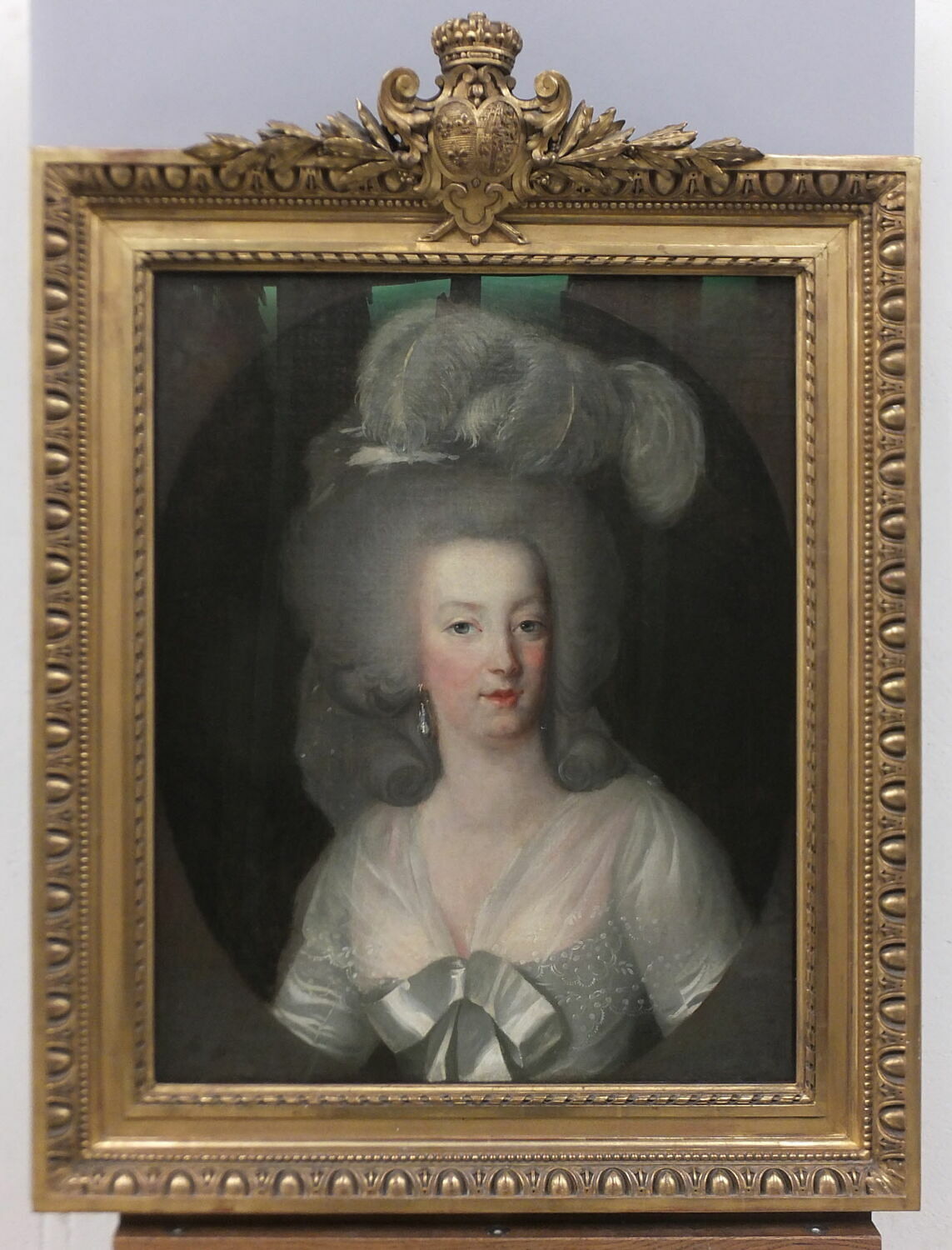 portrait-de-marie-antoinette-louvre-collections