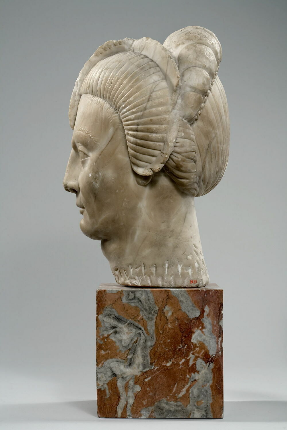 Tête de femme Louvre Collections