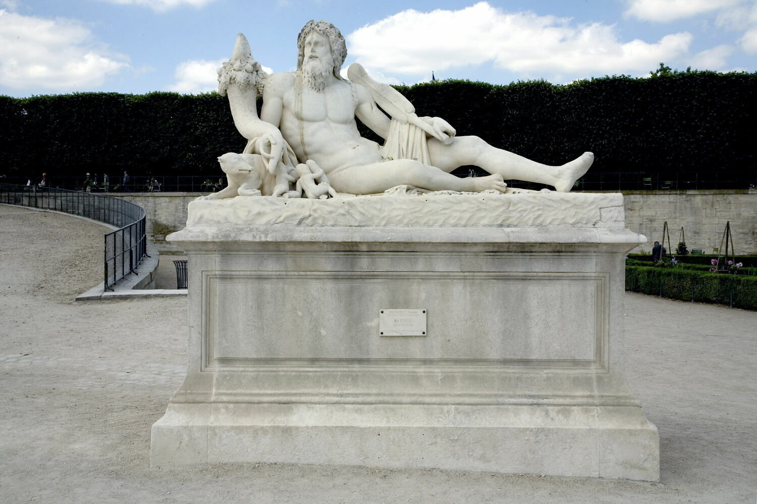 Le Tibre, France, 1688 - 1690