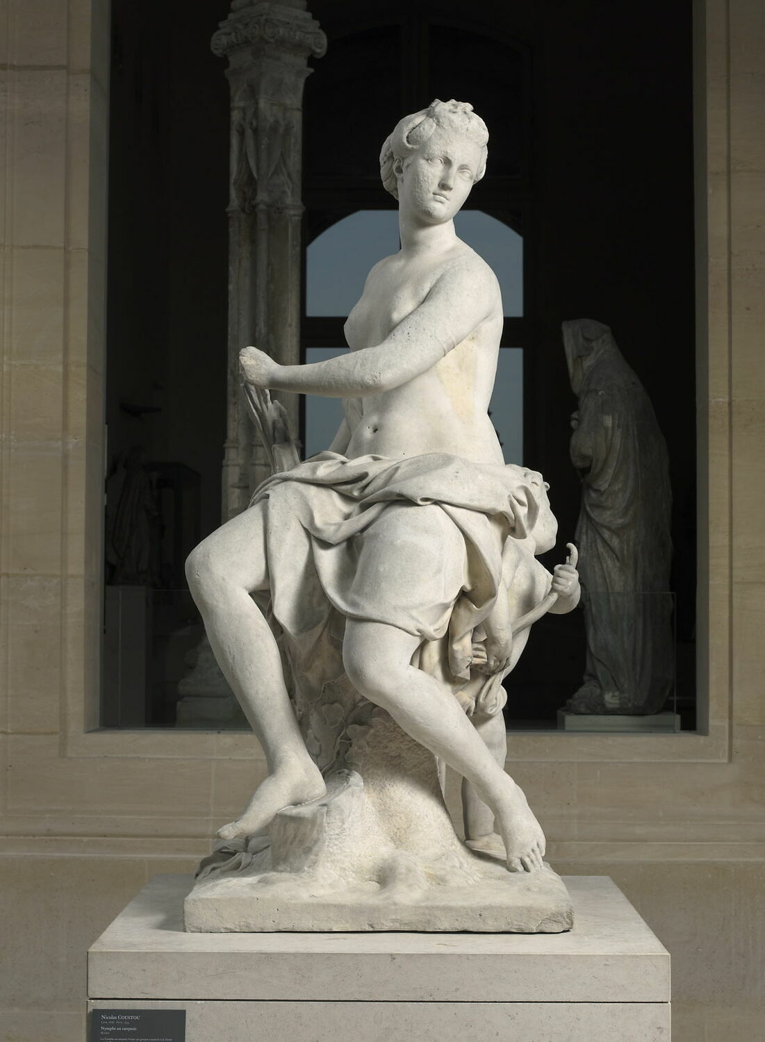 Nymphe de la chasse, Coustou, Nicolas, 1707 - 1710 (signature)