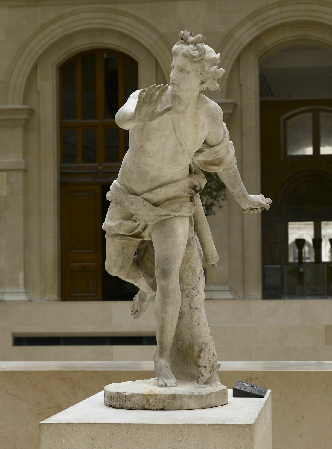 Apollon (poursuivant Daphné) - Louvre Collections