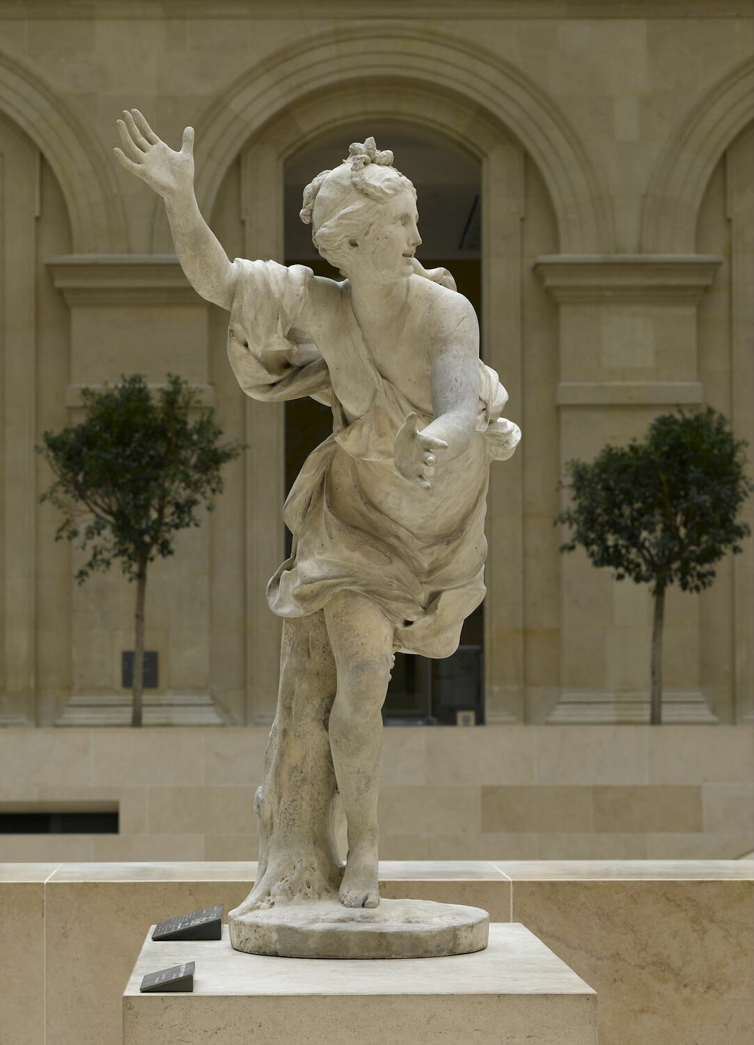 Daphné (poursuivie par Apollon) Louvre Collections