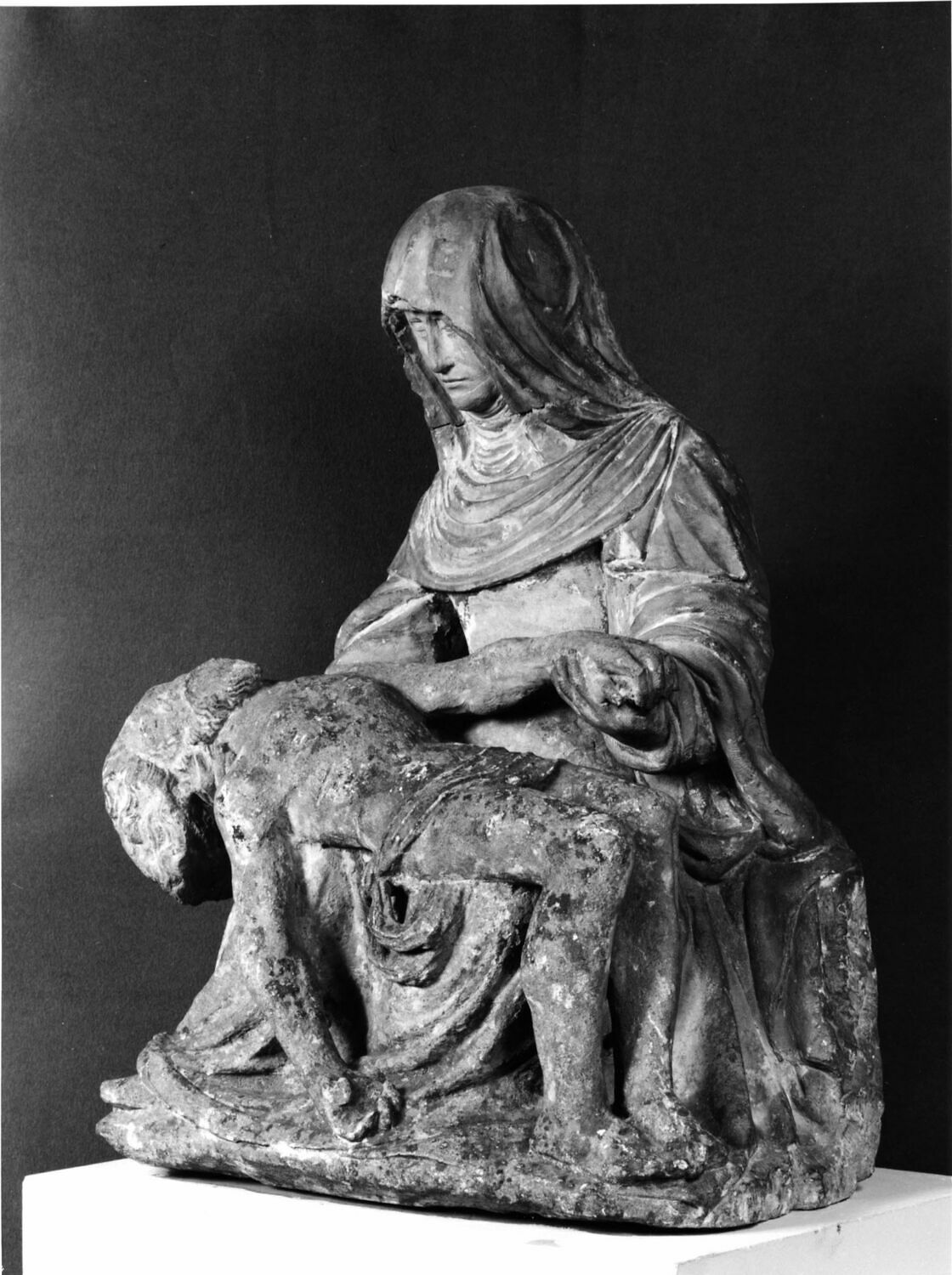 Vierge de Pitié - Louvre Collections