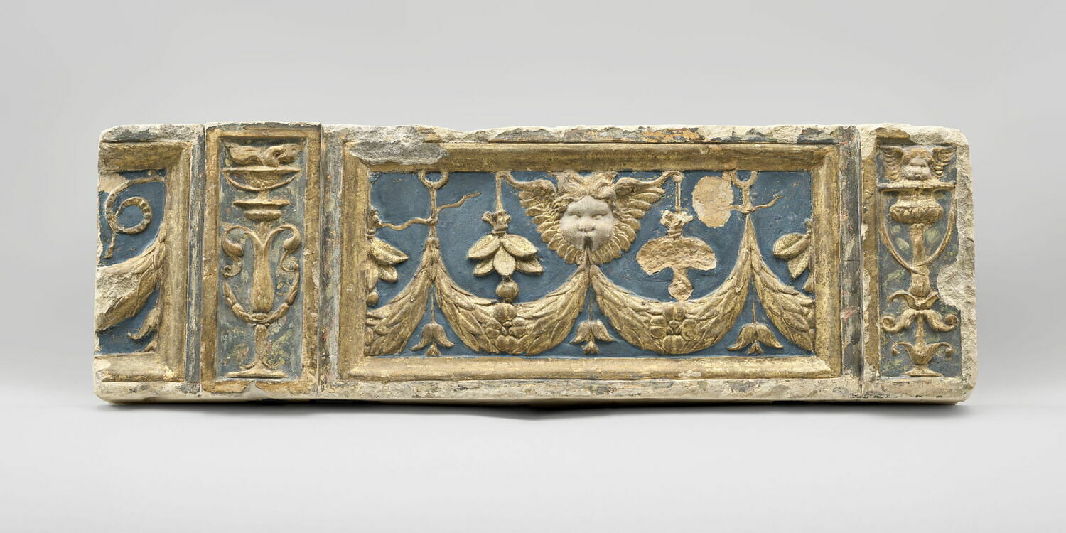 Frise, guirlandes et têtes de chérubins, France, 1542