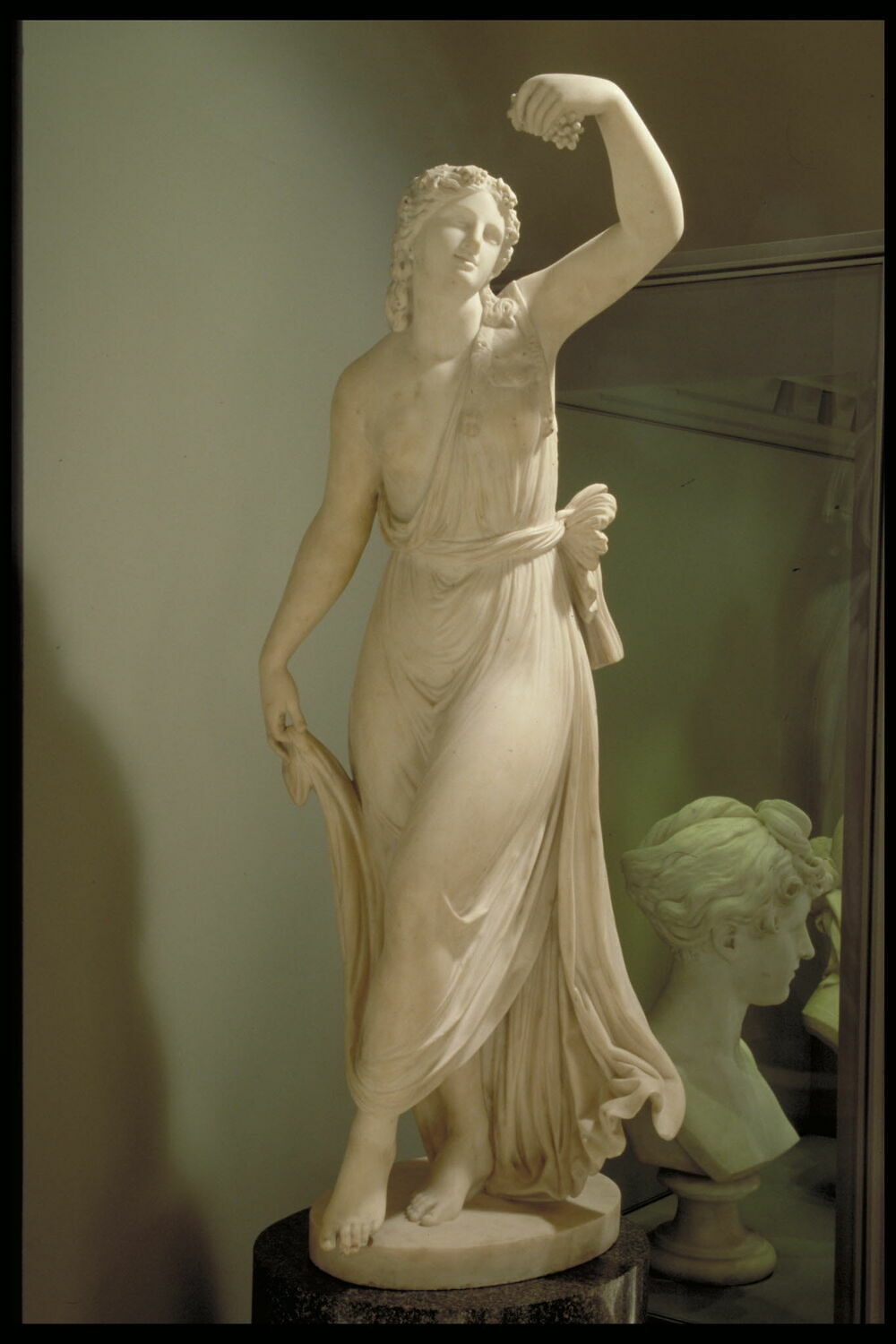 Danseuse à la grappe, France, 1800 - 1900