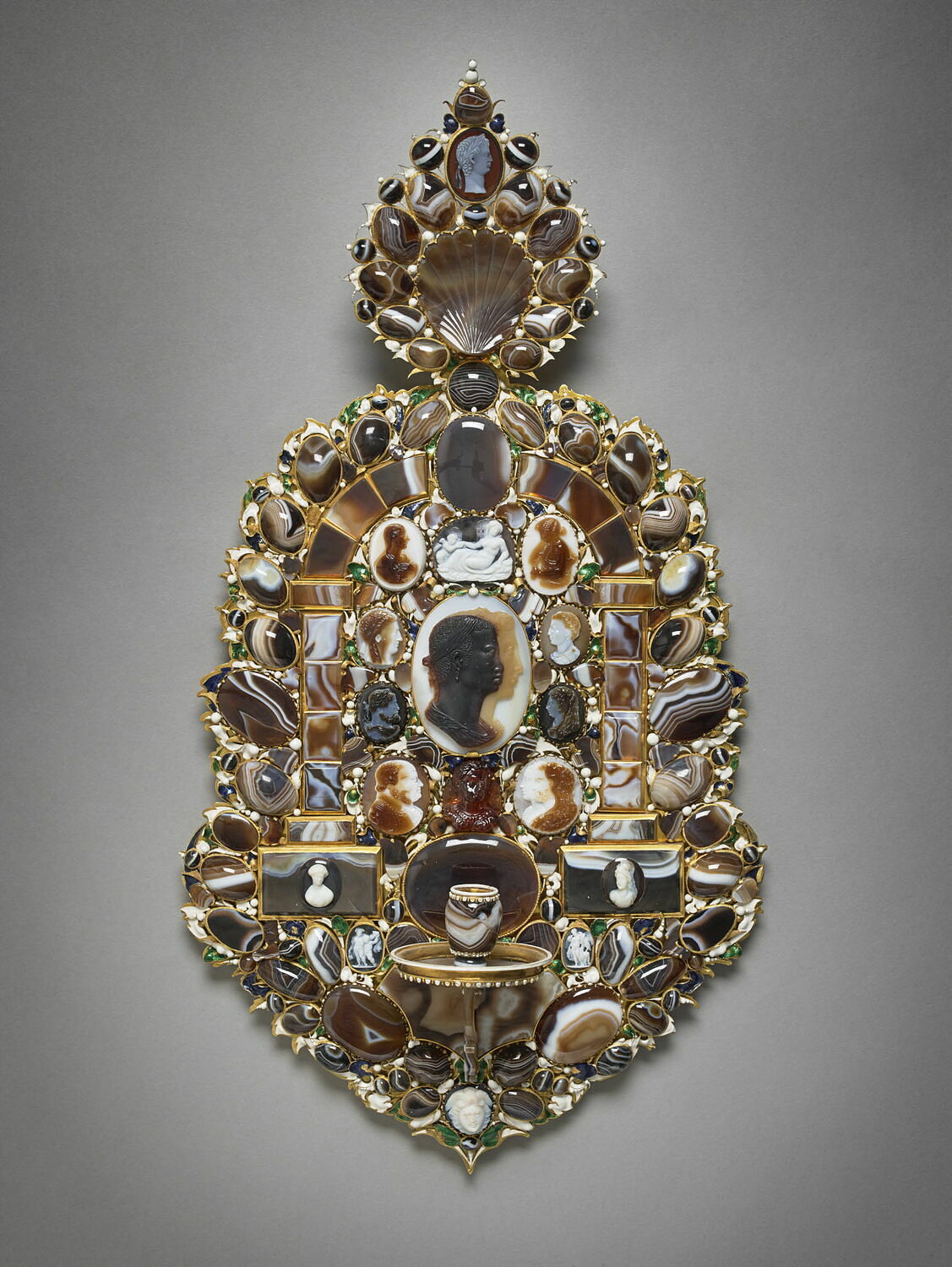 Plaque de lumière, Louis XIII (1610-1643) (Occident->époque moderne = Ancien Régime->dynastie des Bourbons)

Date de création/fabrication : vers 1630