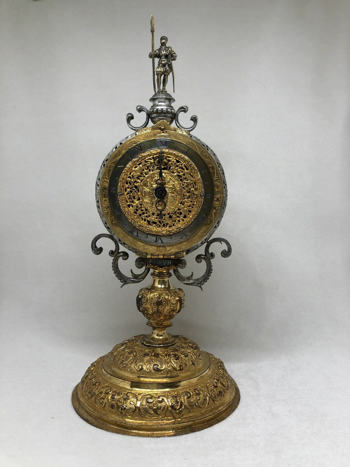 Horloge de table en forme de monstrance