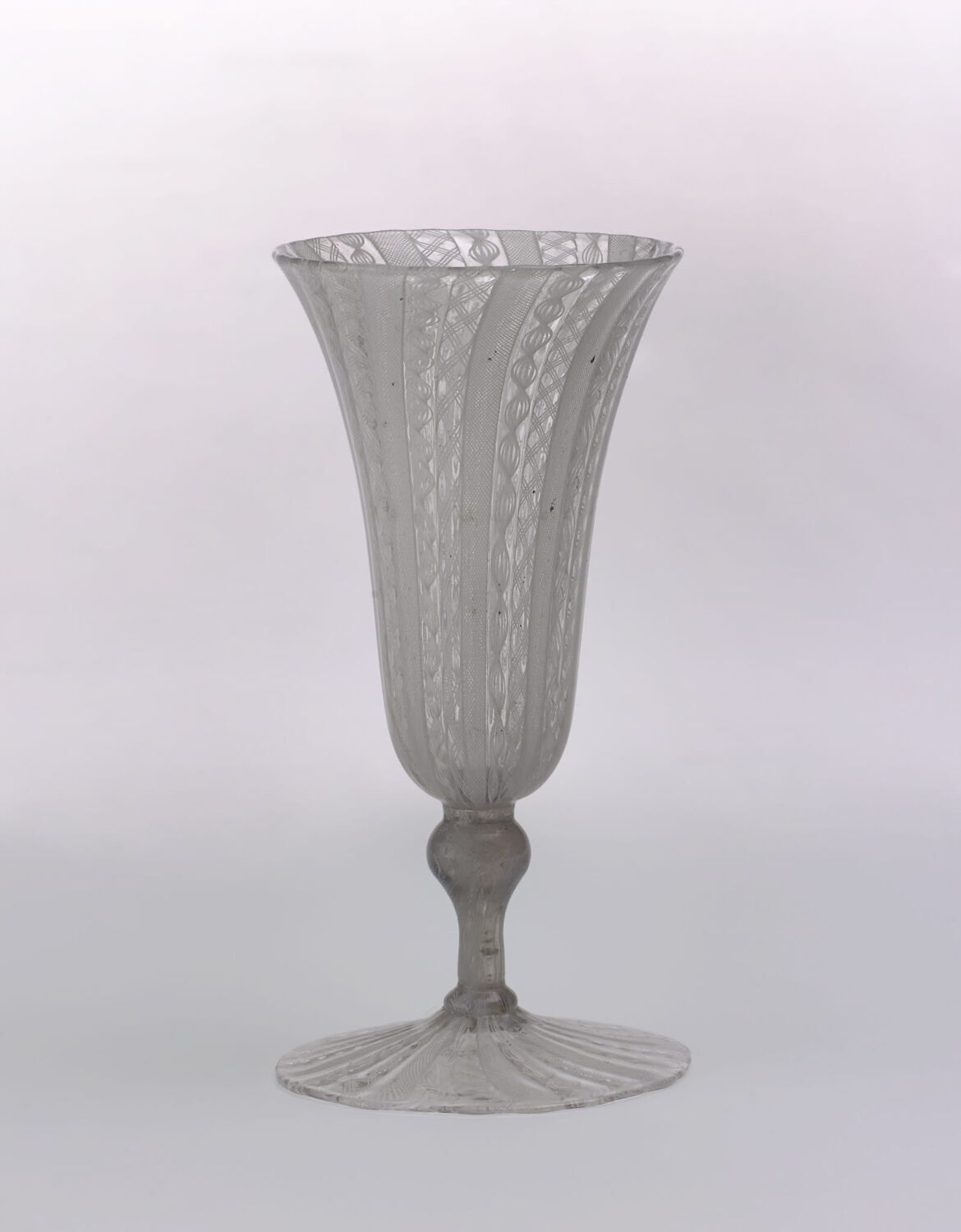 Verre à pied rond