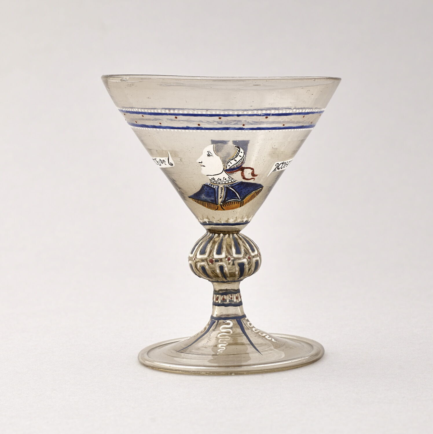 Verre à jambe