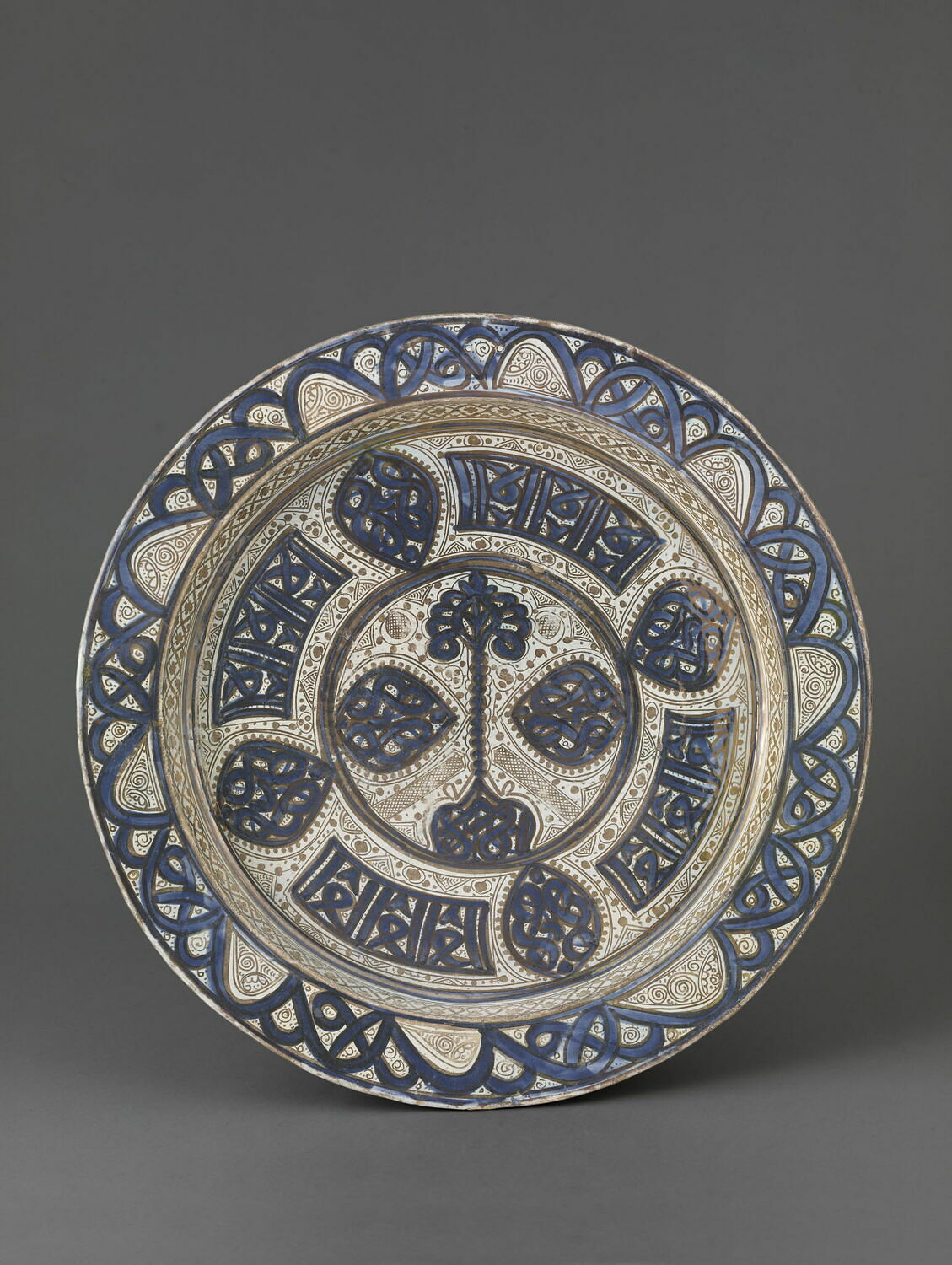 Grand plat rond