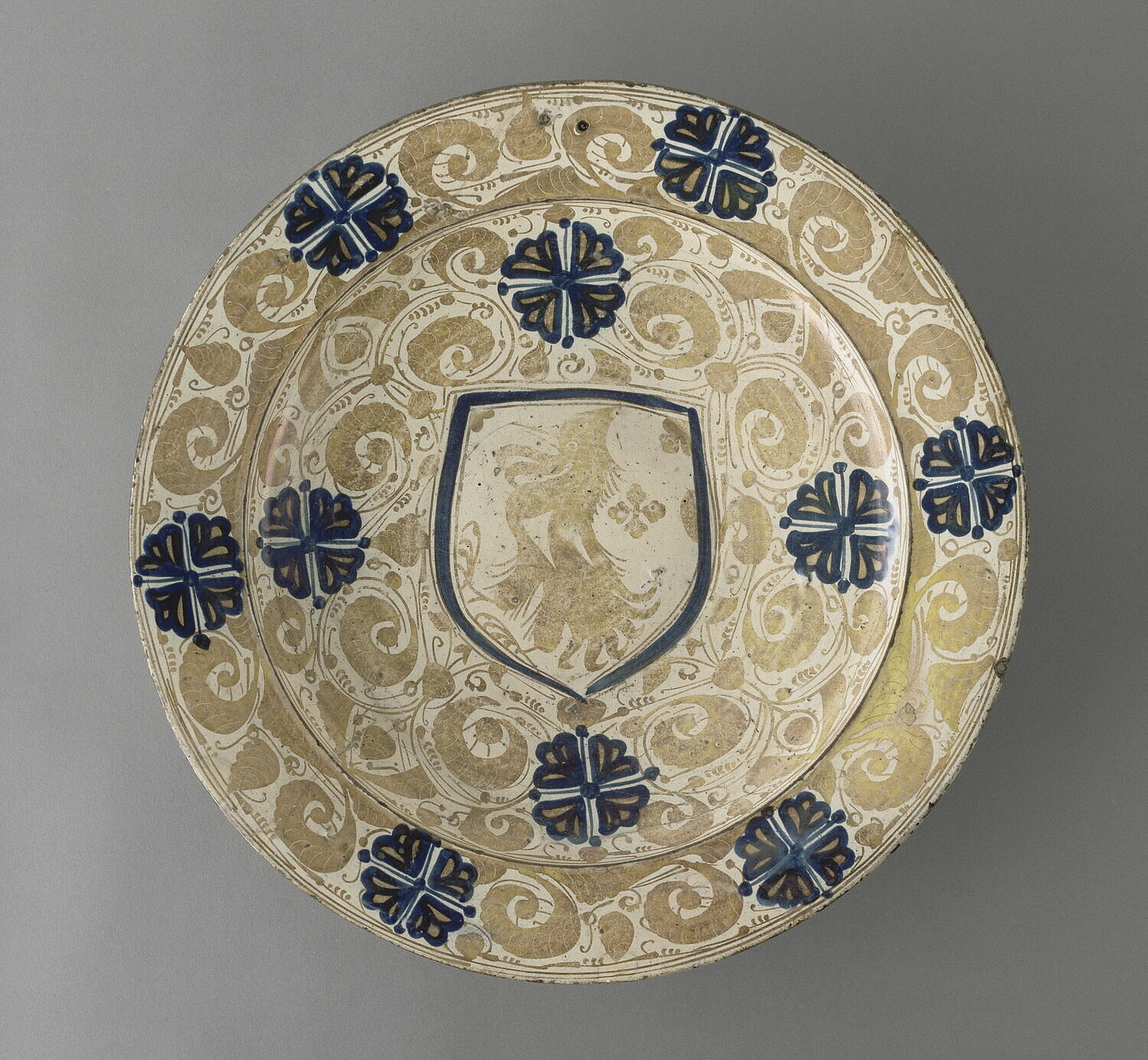 Grand plat rond : Armoiries