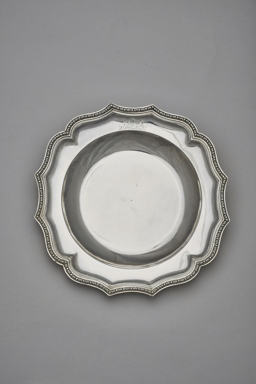 Plat rond (d'une paire)