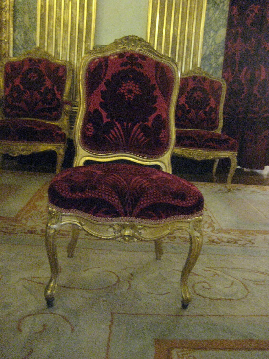 Chaise.