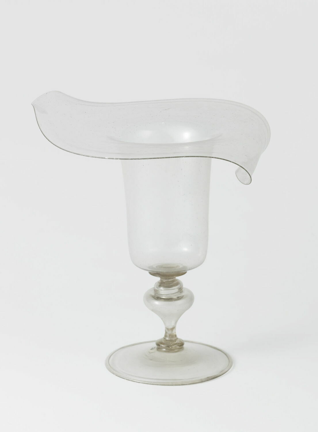 Verre à jambe