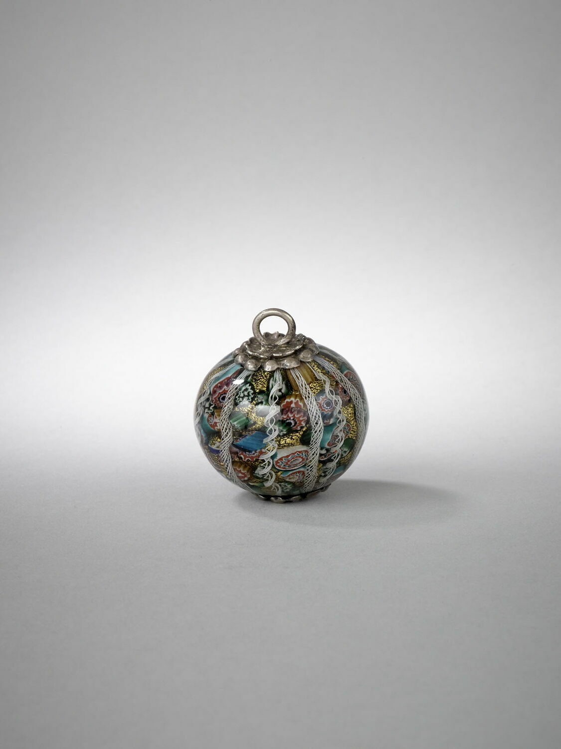 Boule avec un anneau