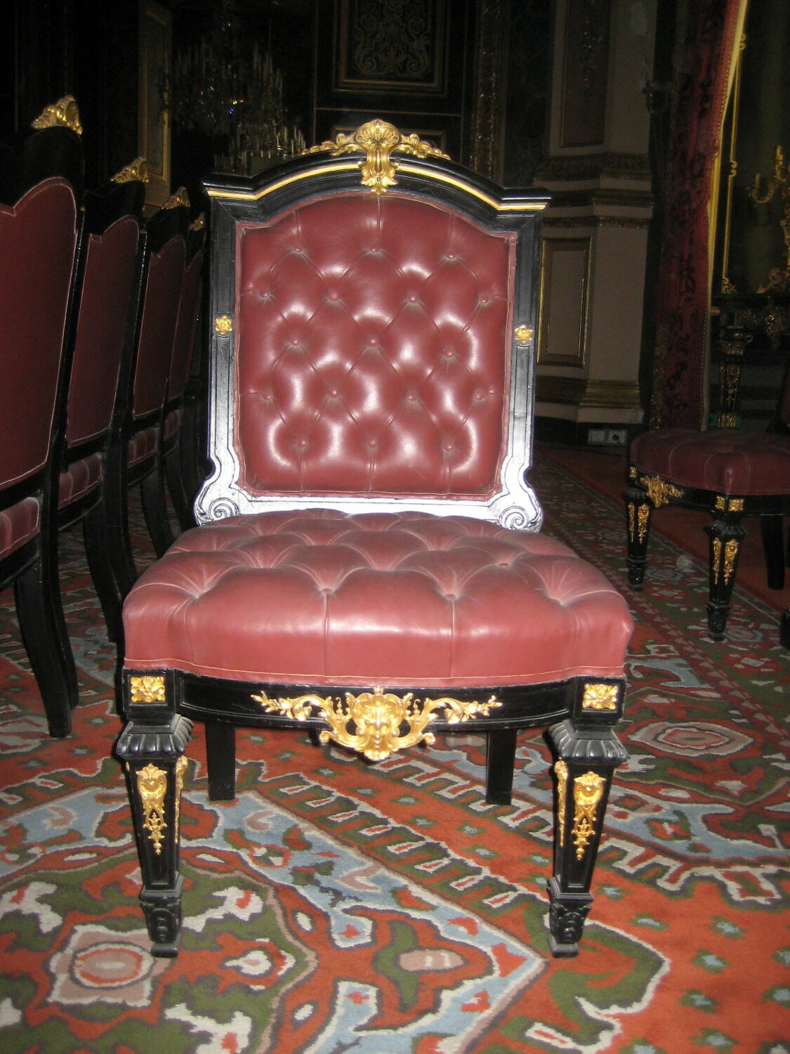 Chaise de style Louis XIV