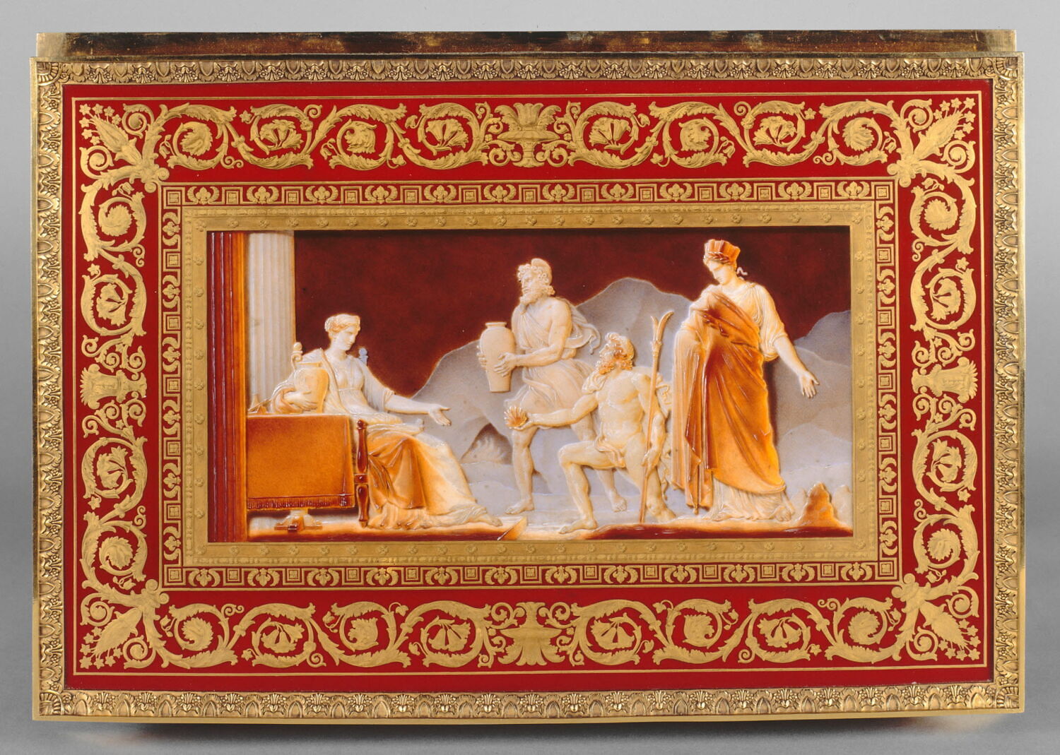 Coffret de la tabatière de Louis XVIII Louvre Collections