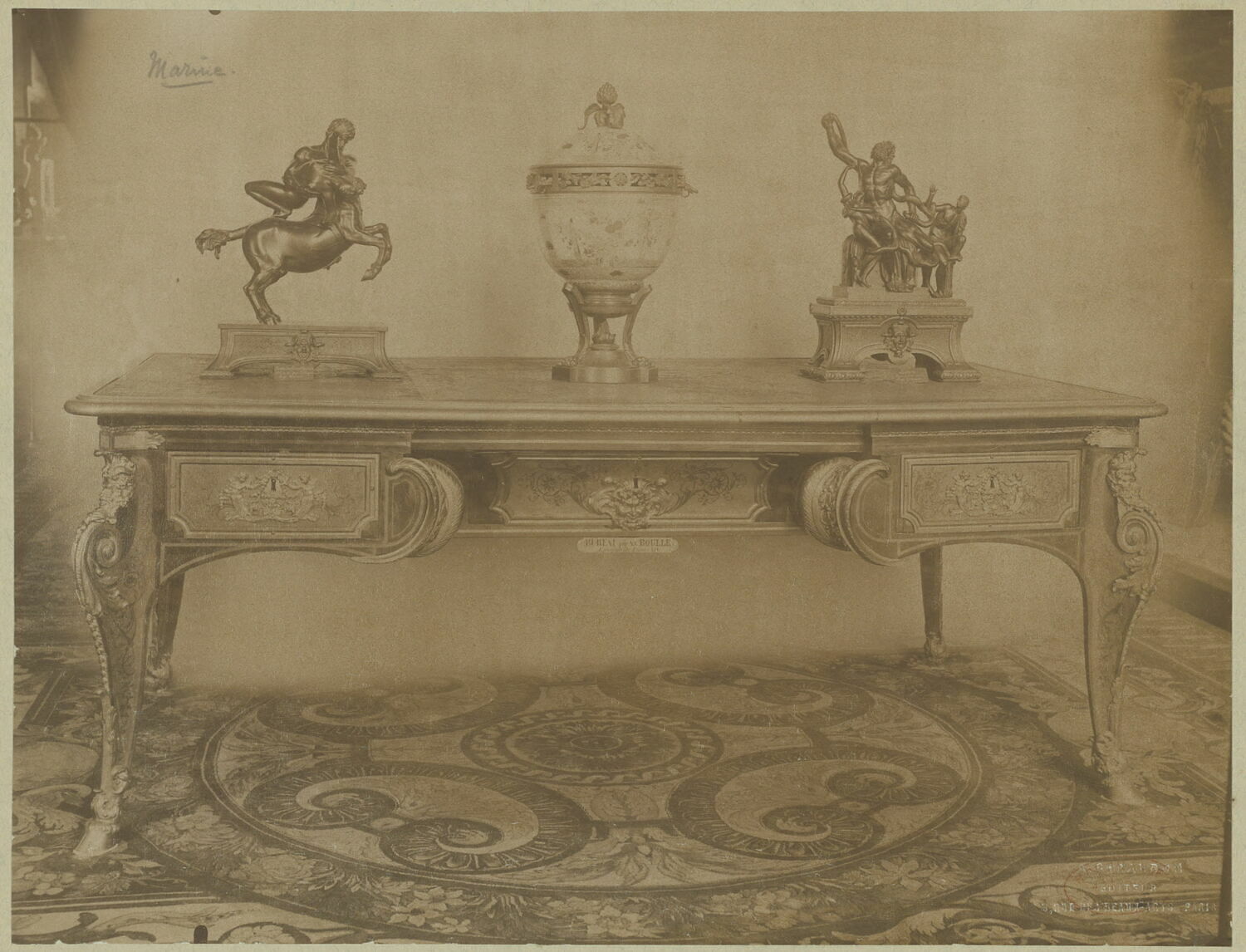 Bureau plat