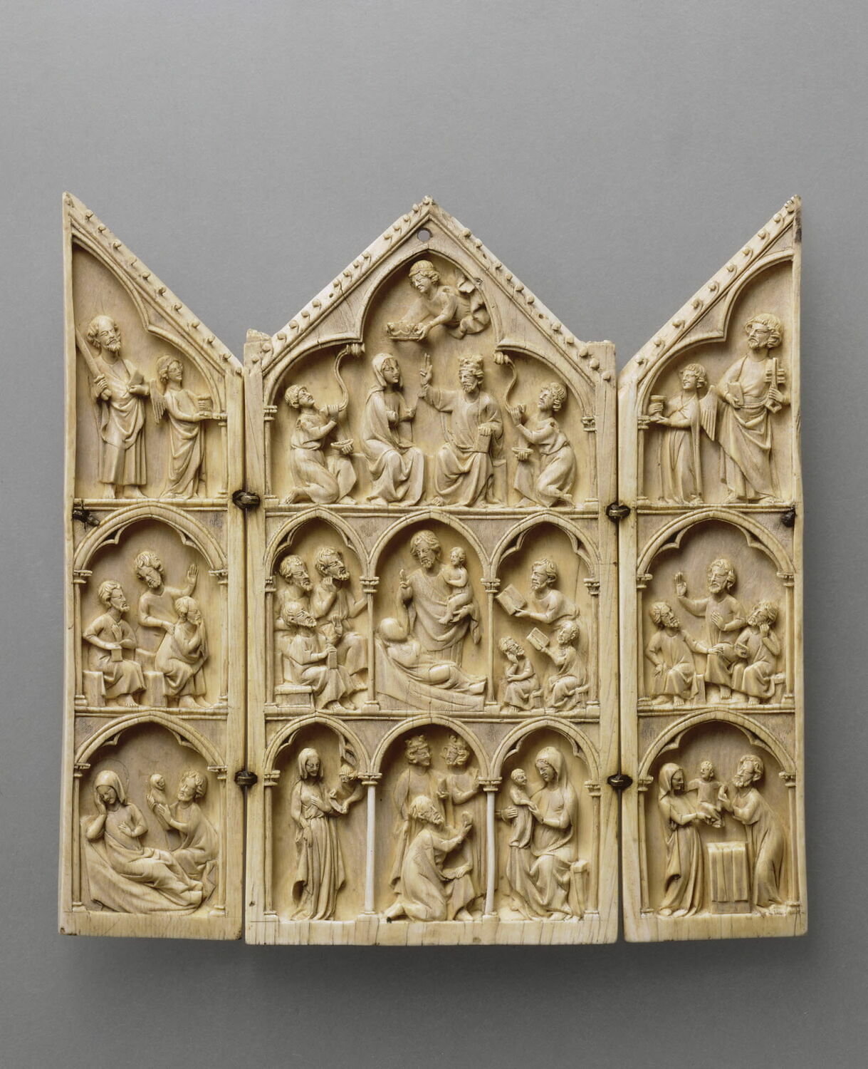 Triptyque : scènes de la vie de la Vierge, Anonyme, gothique (Occident->moyen âge)

Date de création/fabrication : vers 1315 - 1335