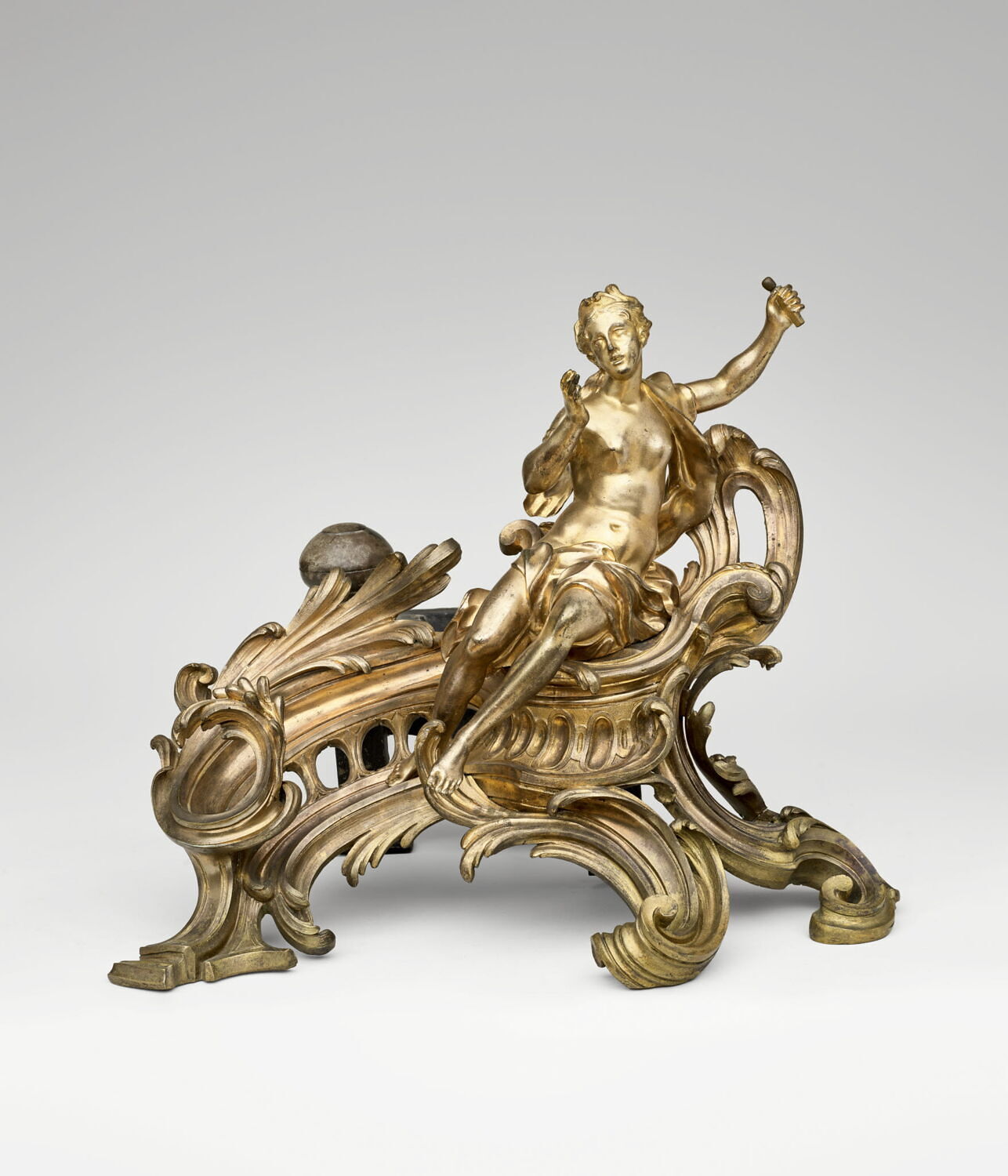 Feu surmonté de la figure d'Amphitrite (avec OA 5147 1)