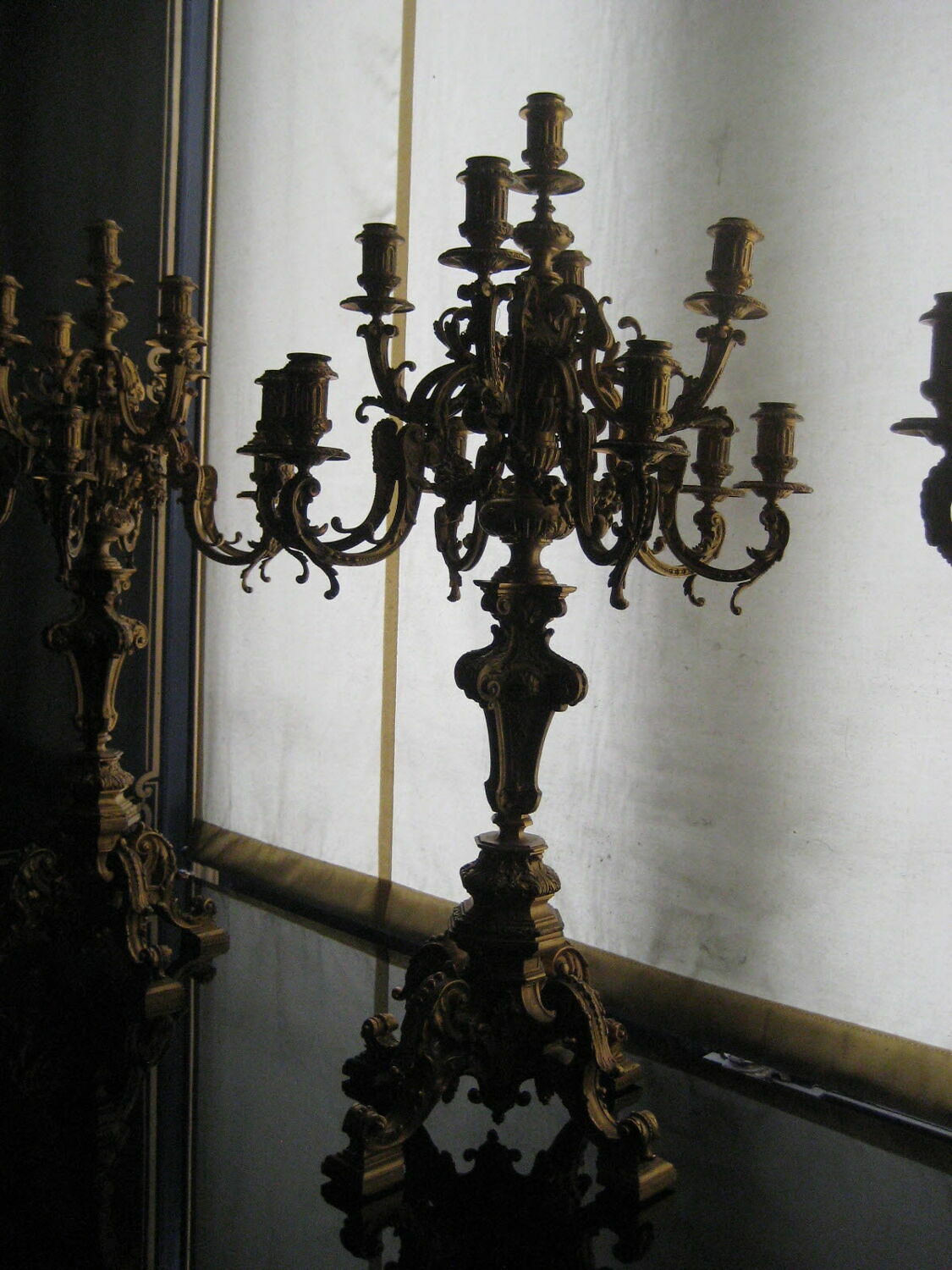 Candélabre à onze lumières.