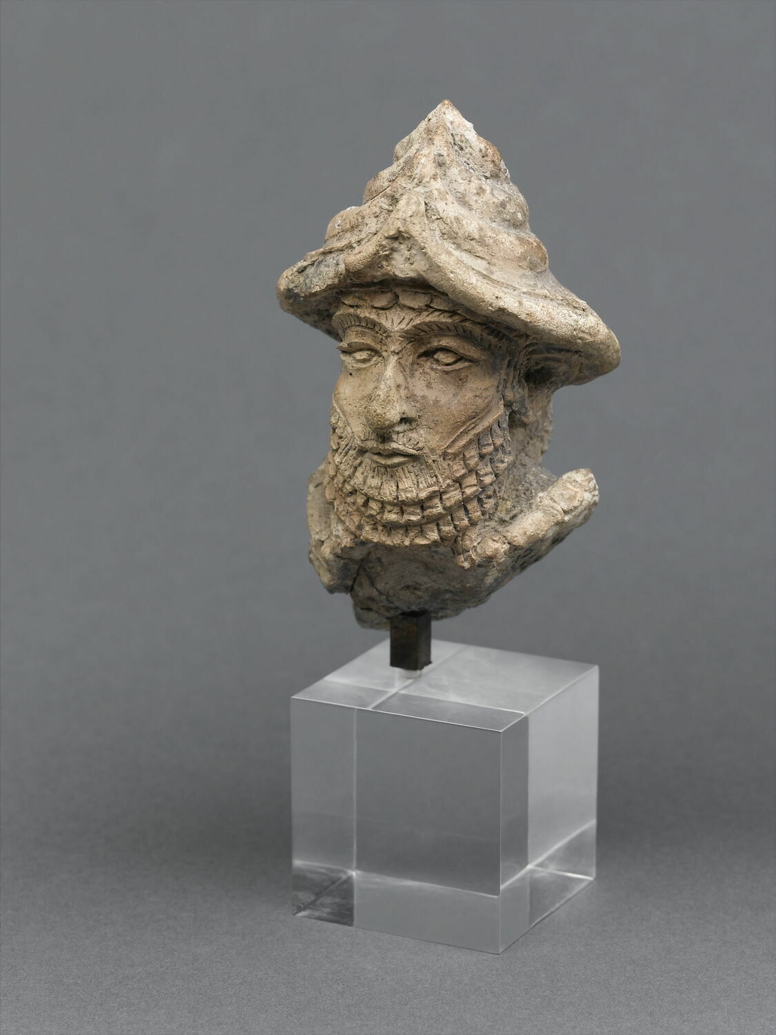 Tête de dieu, 2000–1800 до н. э.