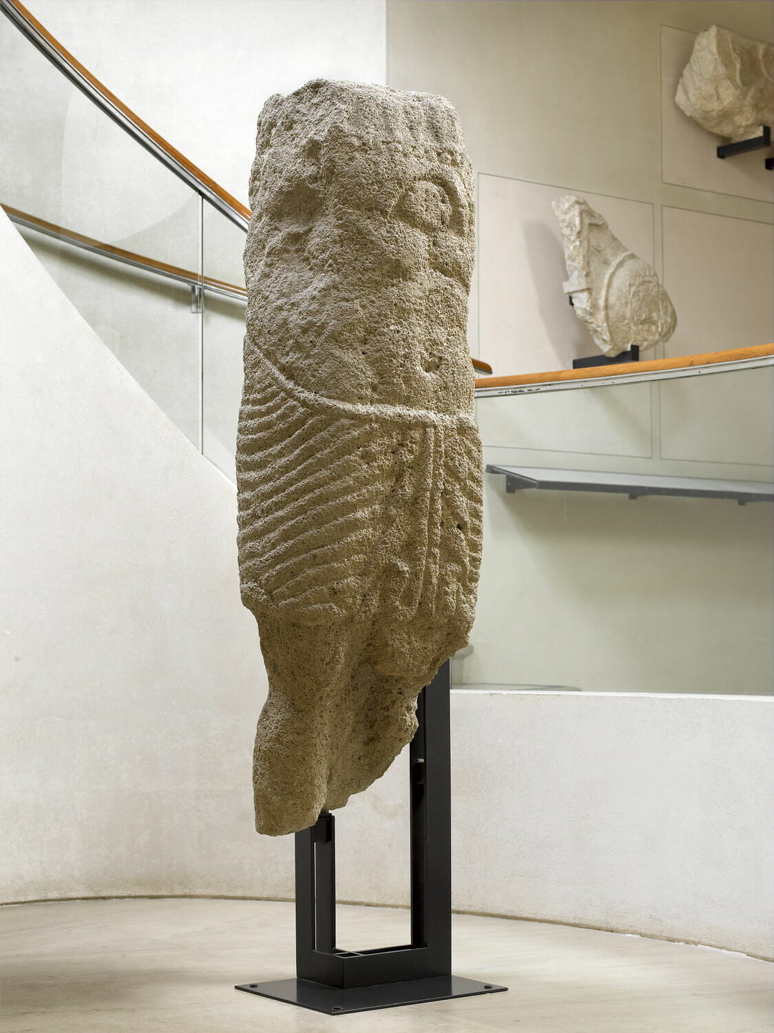 statue ; chambranle de porte, Phénicien (Vers 650 av. J.-C.) (vers -650)